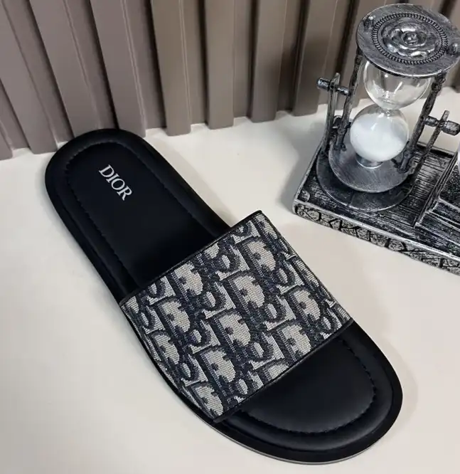 hype Christian Dior Slippers