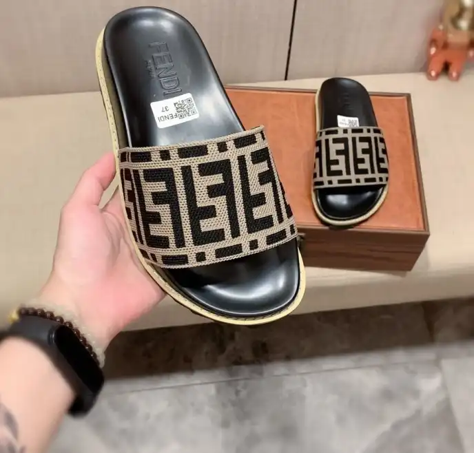 hype Fendi Slippers