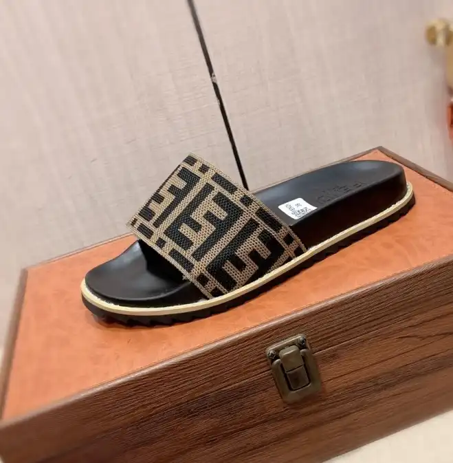 hype Fendi Slippers