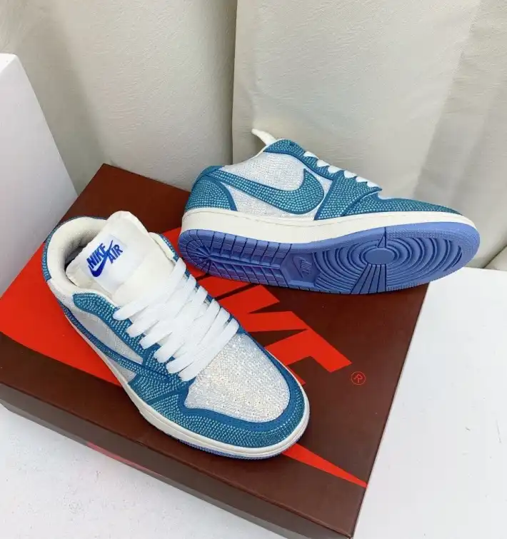 hype Nike Sneakers