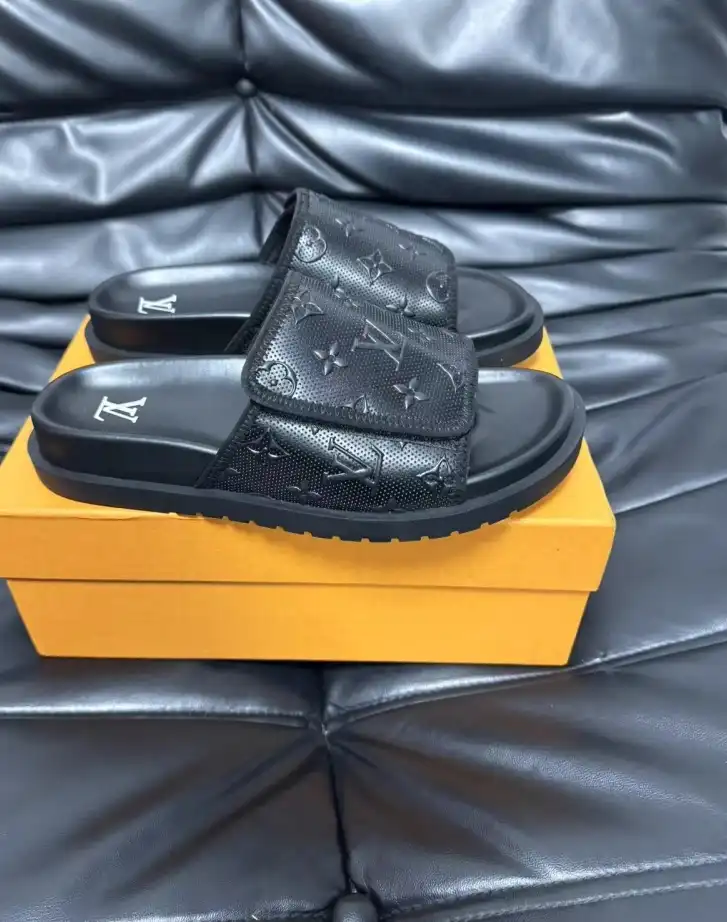 hype LV Slippers