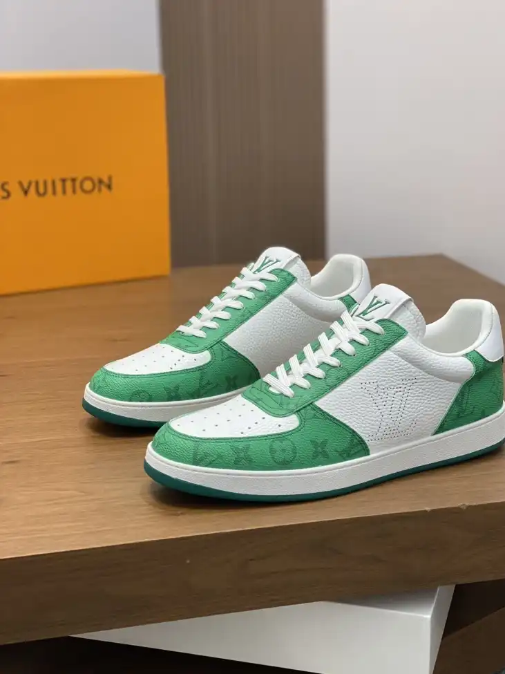 hype Louis Vuitton Sneakers