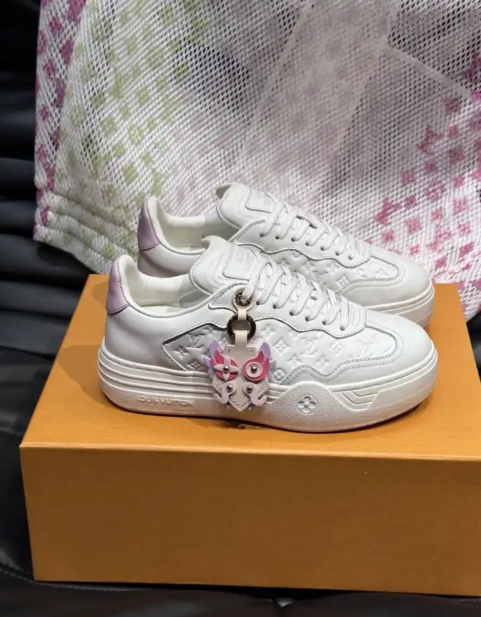 hype Louis Vuitton Sneakers