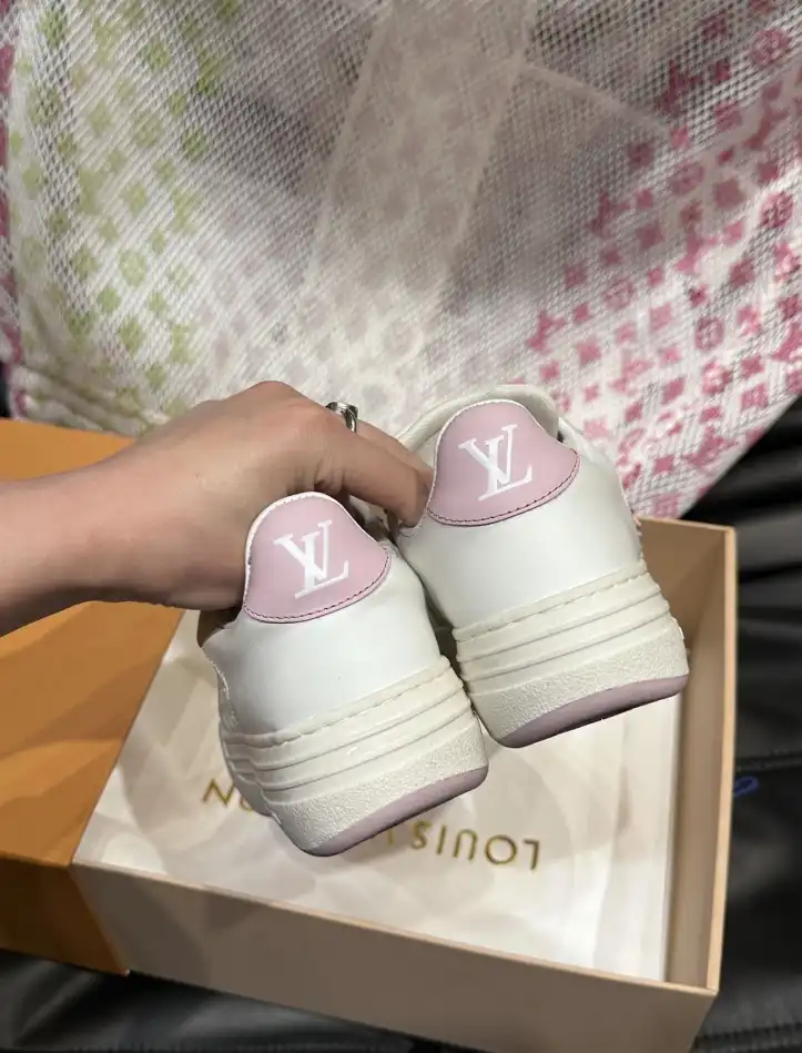 hype Louis Vuitton Sneakers