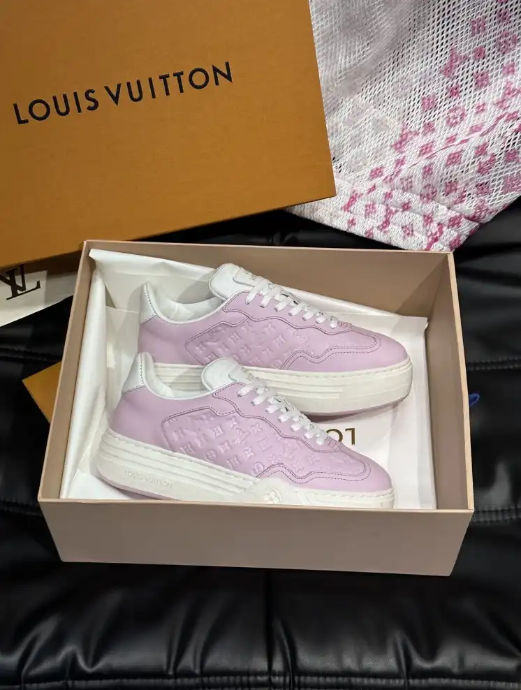 hype Louis Vuitton Sneakers