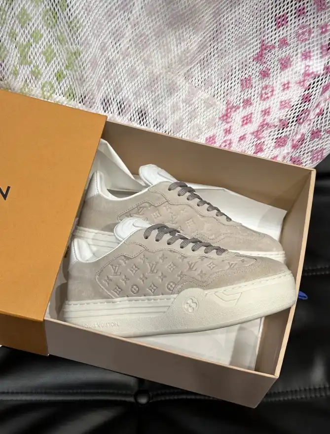 hype Louis Vuitton Sneakers