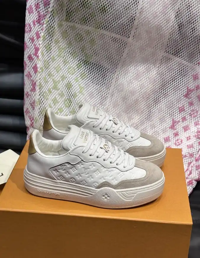 hype Louis Vuitton Sneakers