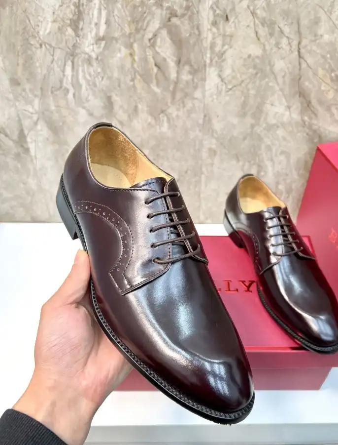 hype Burberry Leather Shoes