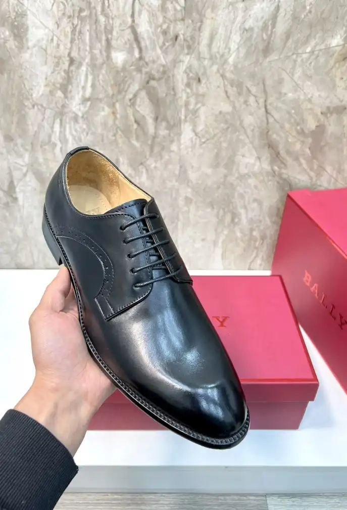 hype Burberry Leather Shoes