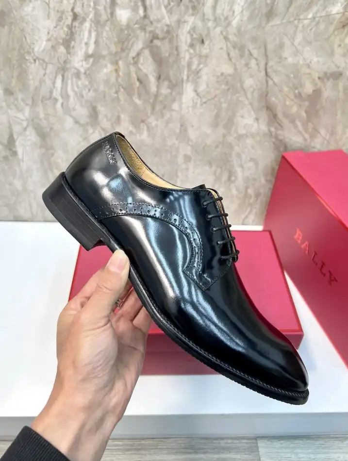 hype Burberry Leather Shoes