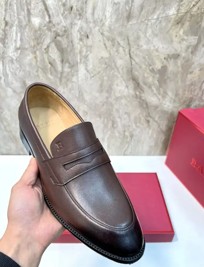 hype Burberry Leather Shoes