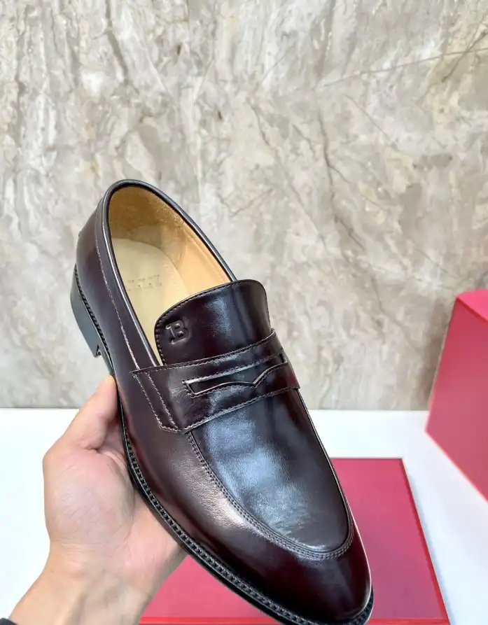 hype Burberry Leather Shoes