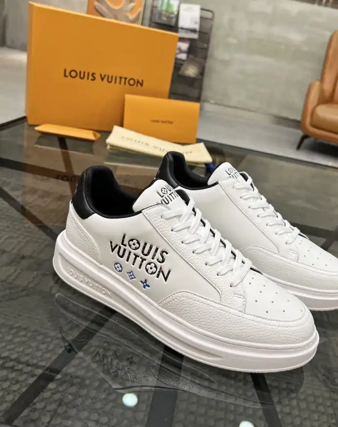 hype Louis Vuitton Sneakers