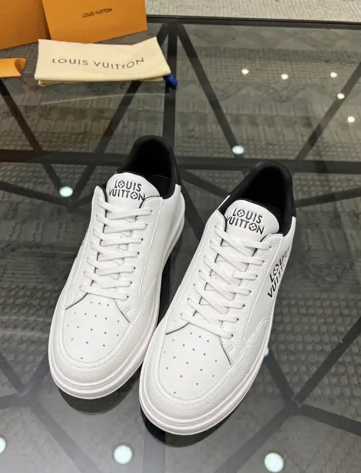 hype Louis Vuitton Sneakers