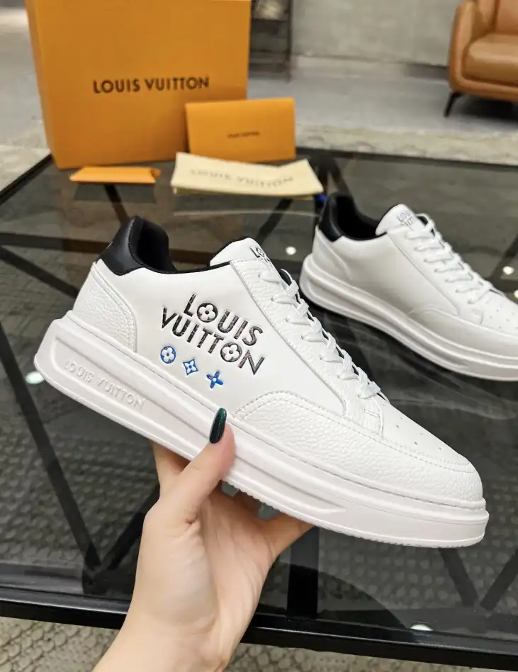 hype Louis Vuitton Sneakers