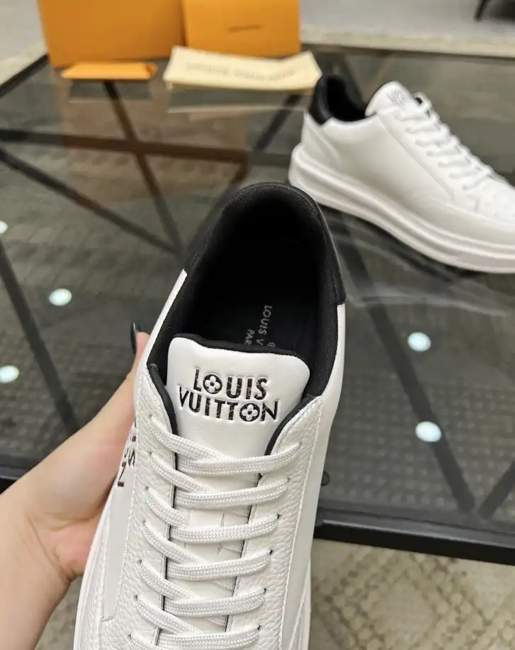 hype Louis Vuitton Sneakers