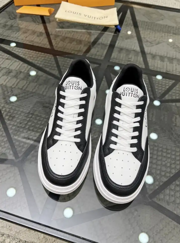 hype Louis Vuitton Sneakers