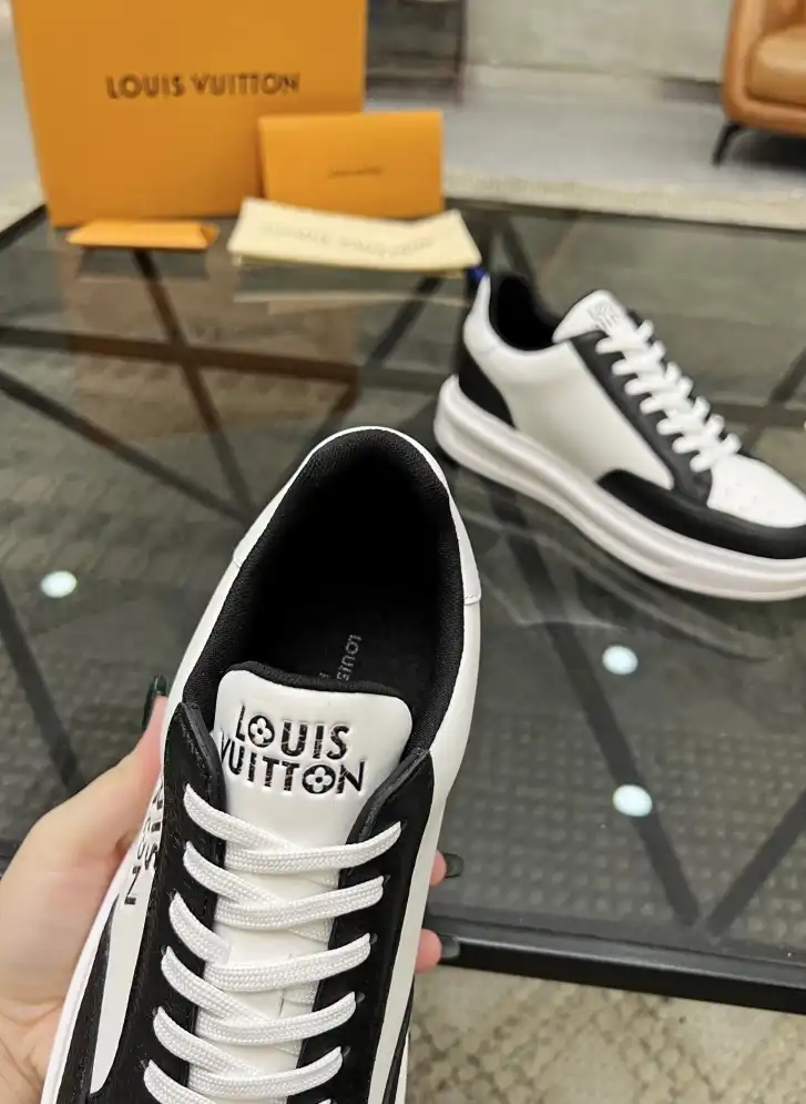 hype Louis Vuitton Sneakers