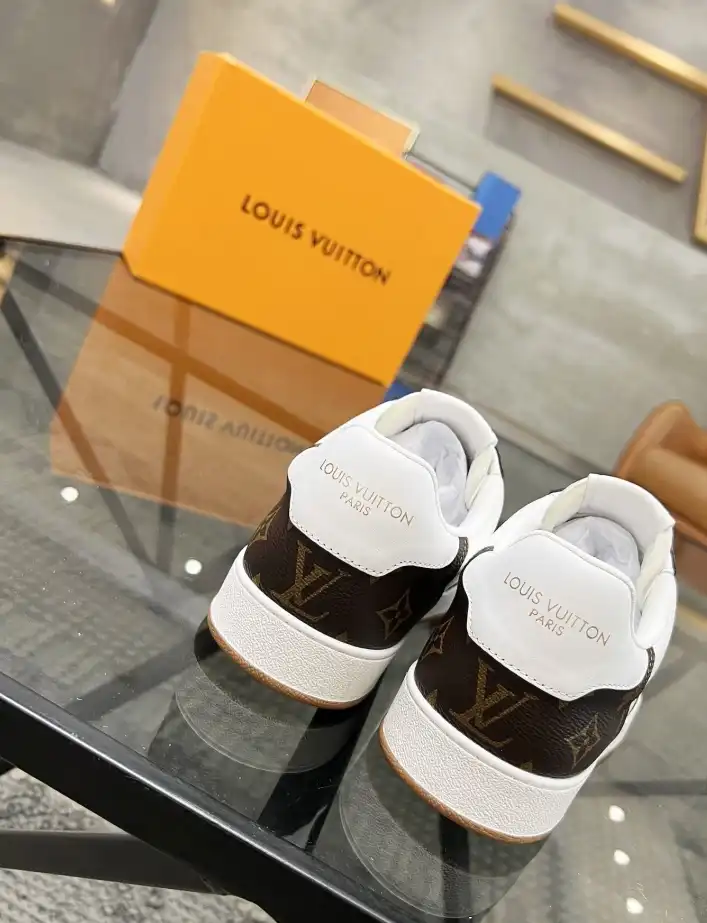 hype Louis Vuitton Sneakers