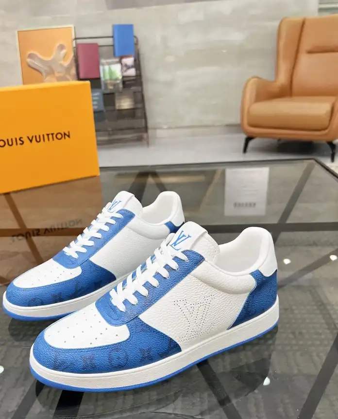 hype Louis Vuitton Sneakers