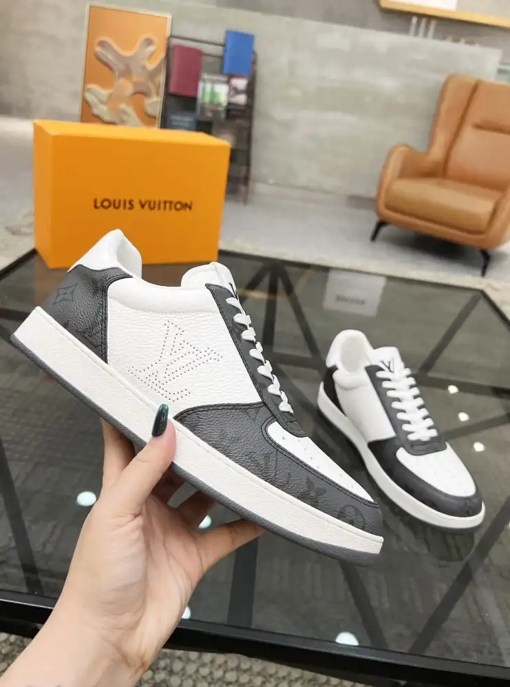 hype Louis Vuitton Sneakers