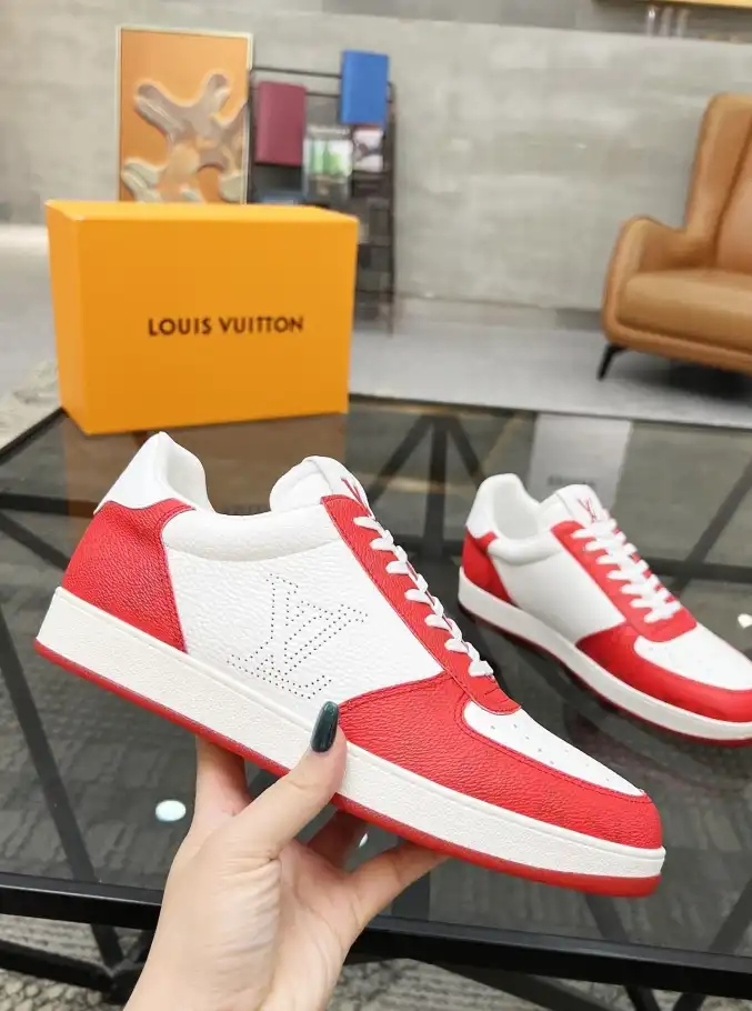 hype Louis Vuitton Sneakers