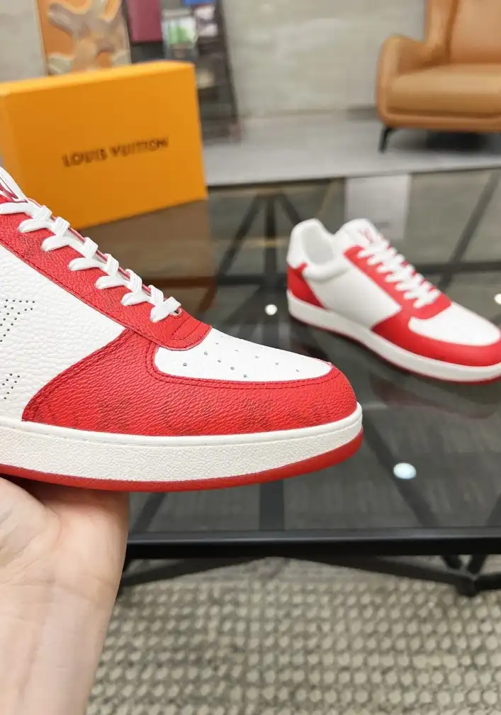 hype Louis Vuitton Sneakers