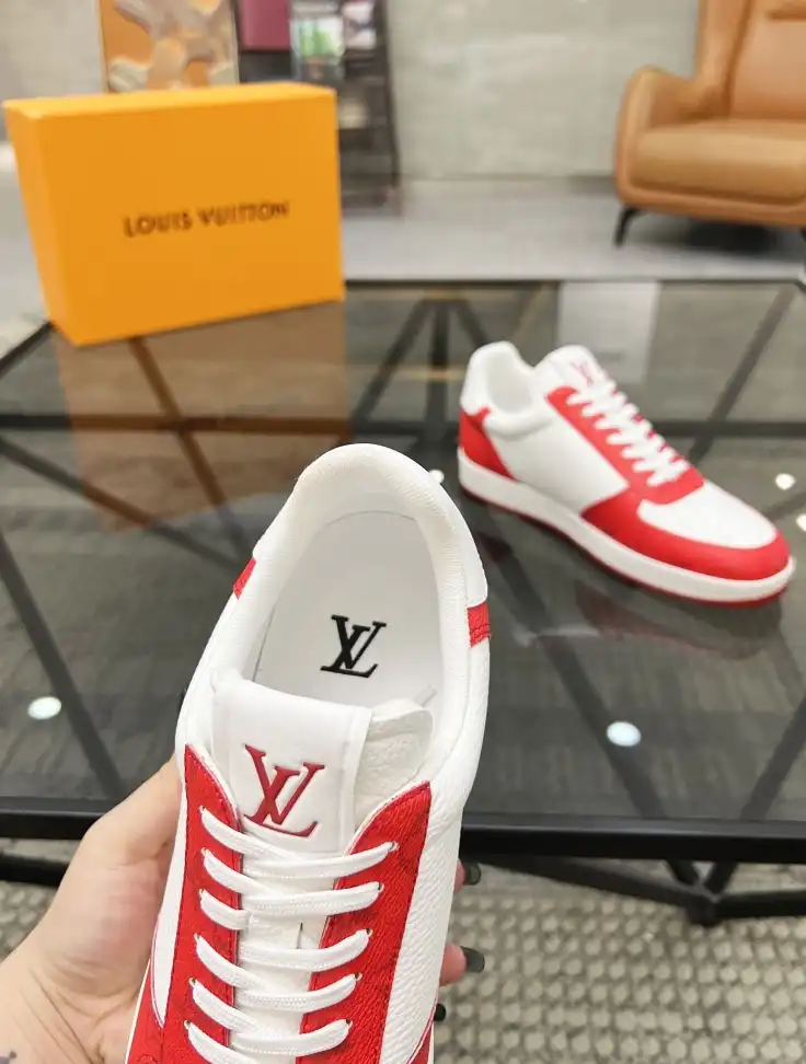 hype Louis Vuitton Sneakers