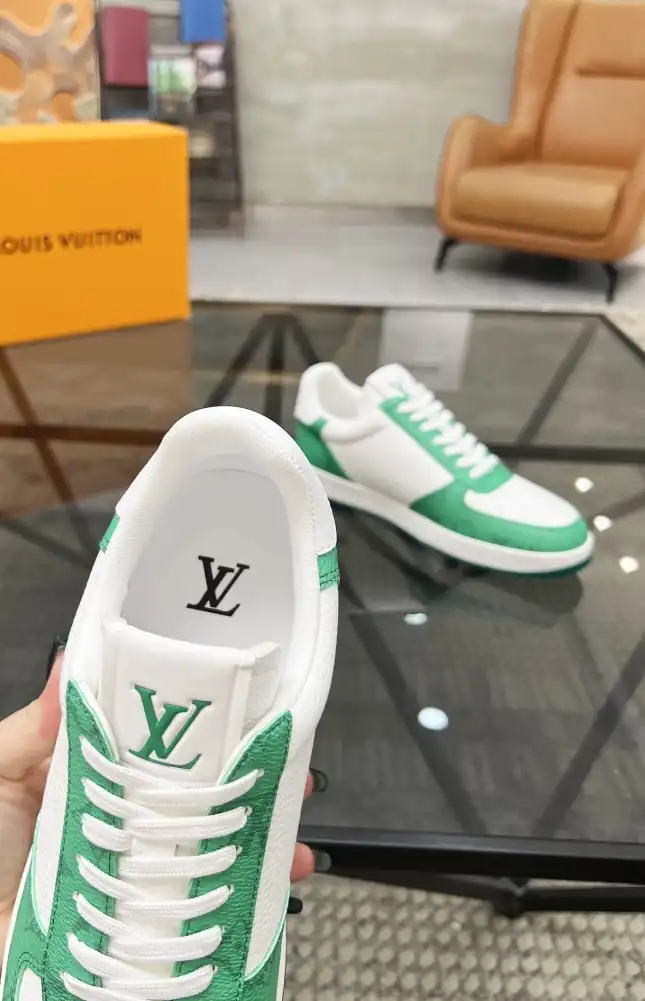 hype Louis Vuitton Sneakers