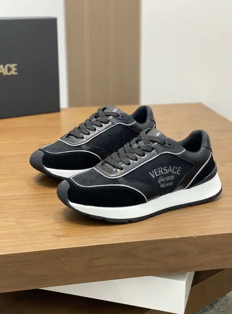 hype Givenchy Sneakers