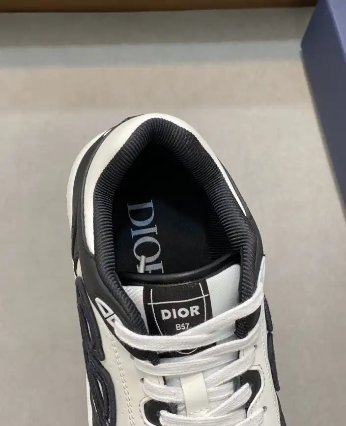 hype Christian Dior Sneakers