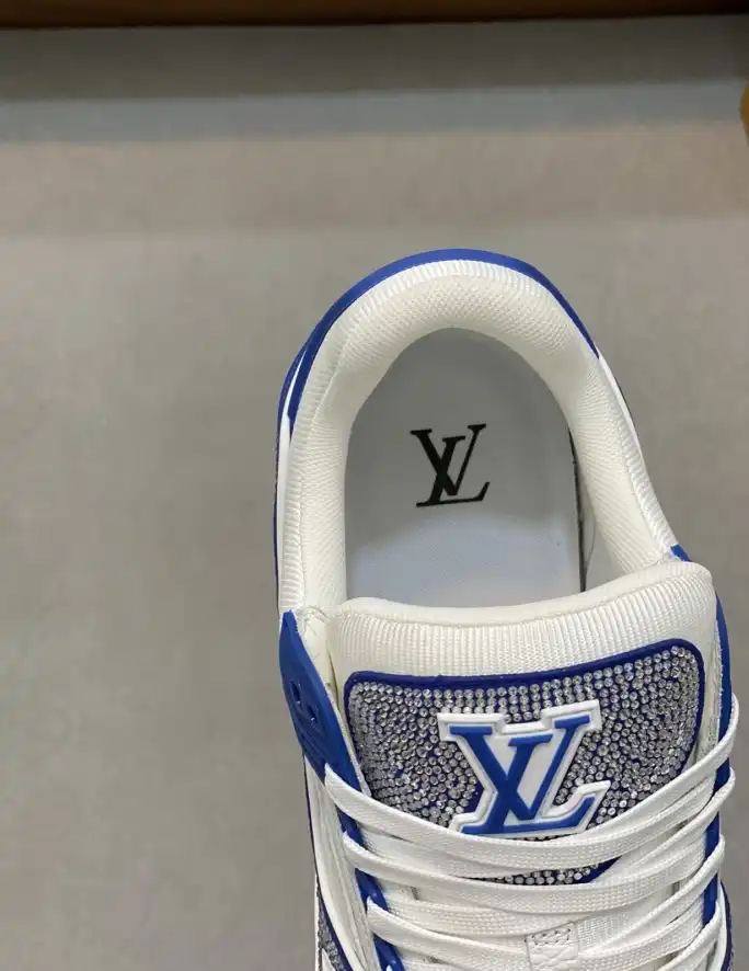 hype Louis Vuitton Sneakers