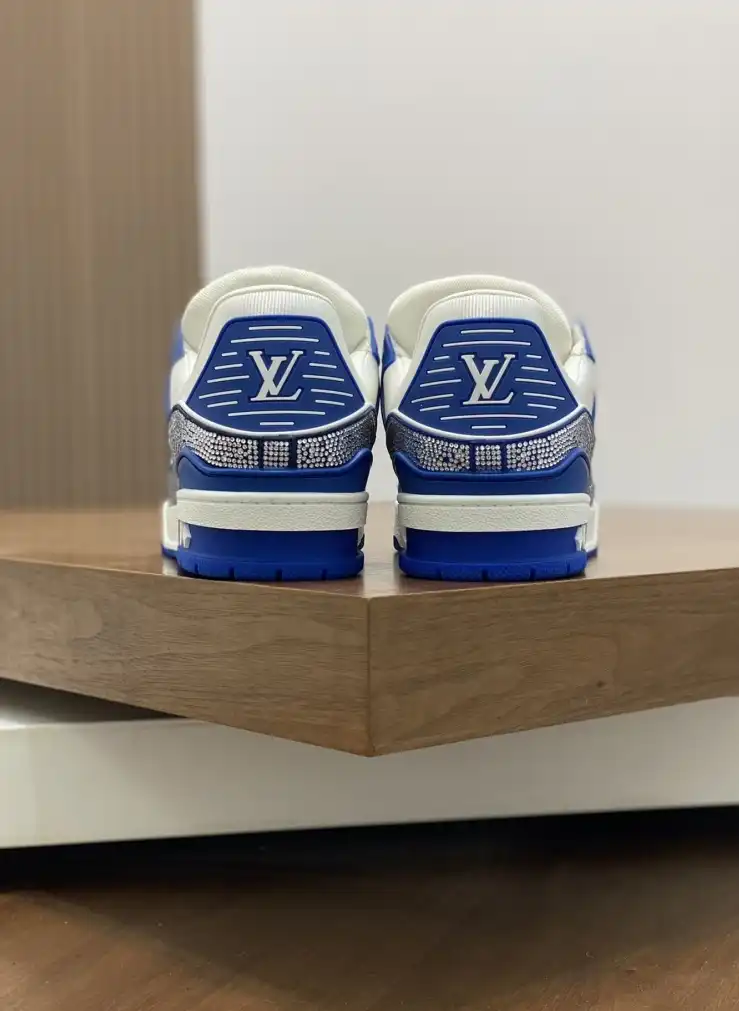 hype Louis Vuitton Sneakers