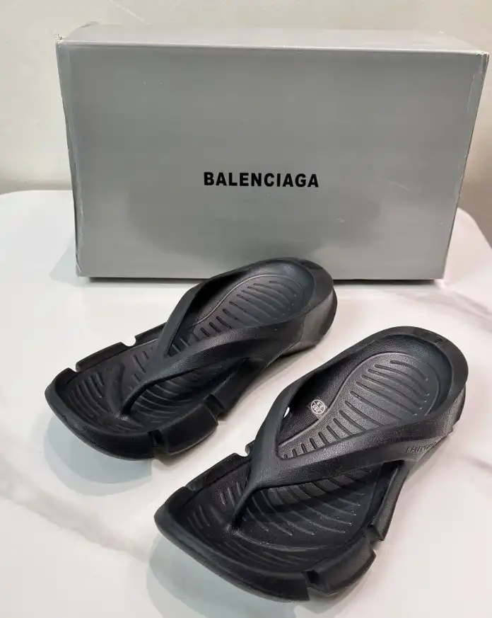 hype Balenciaga Slippers