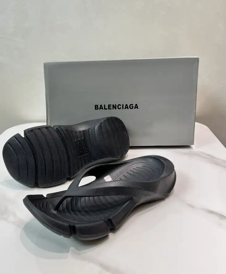 hype Balenciaga Slippers