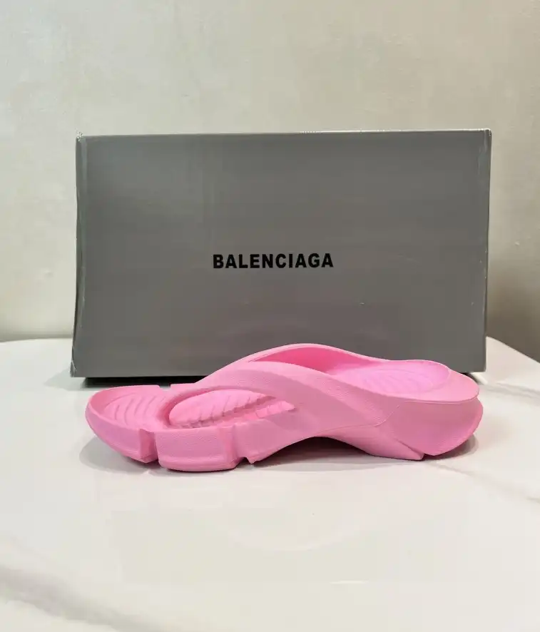 hype Balenciaga Slippers