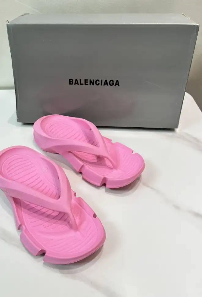 hype Balenciaga Slippers