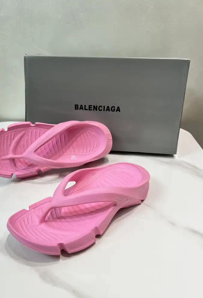 hype Balenciaga Slippers