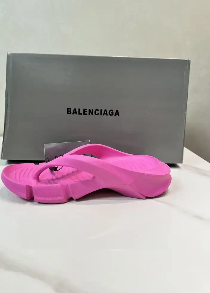 hype Balenciaga Slippers