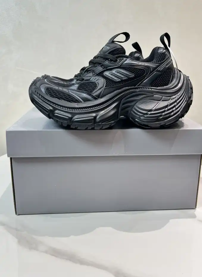 hype Balenciaga Sneakers