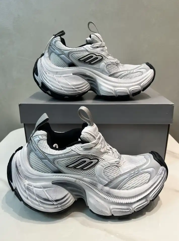 hype Balenciaga Sneakers