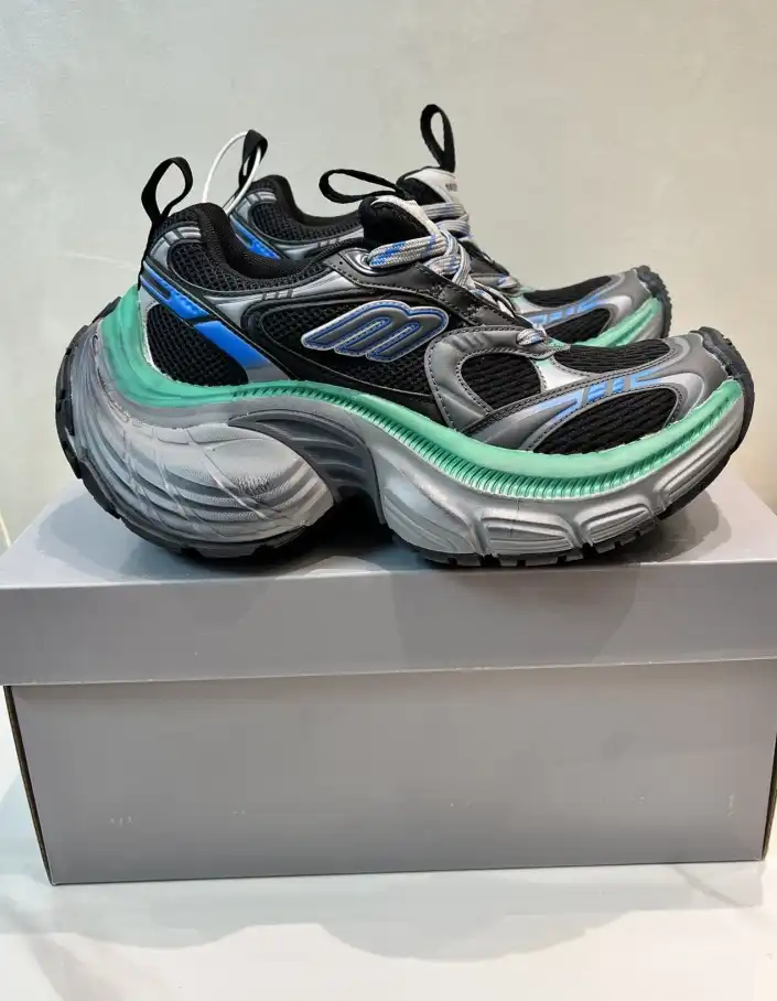 hype Balenciaga Sneakers