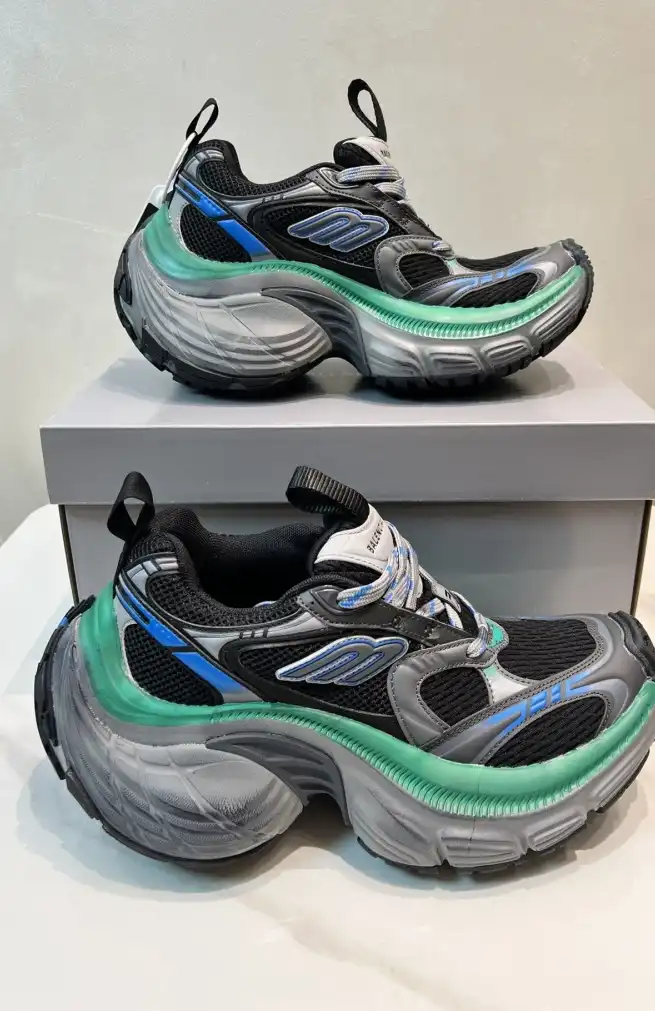 hype Balenciaga Sneakers