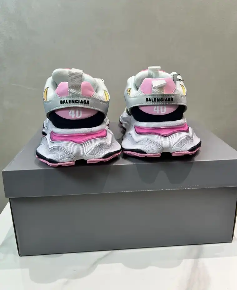 hype Balenciaga Sneakers