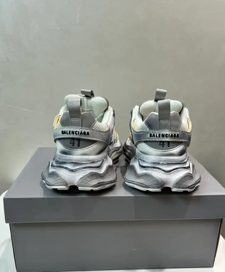 hype Balenciaga Sneakers