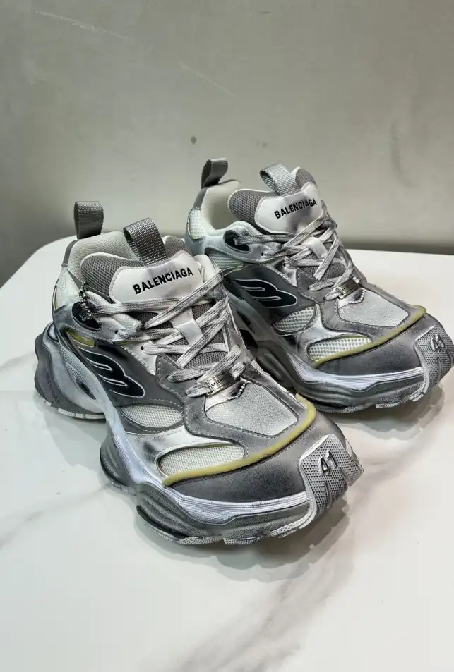 hype Balenciaga Sneakers