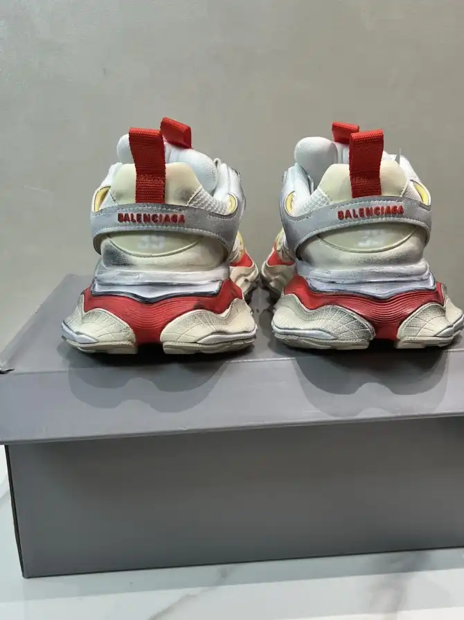 hype Balenciaga Sneakers