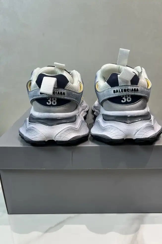 hype Balenciaga Sneakers