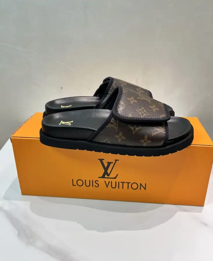 hype LV Slippers