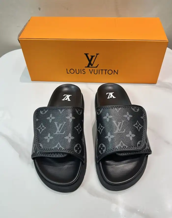 hype LV Slippers